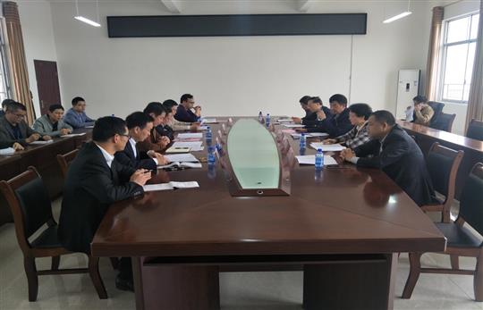 關(guān)注貧困學(xué)子成長(zhǎng)，市政協(xié)、裕達(dá)集團(tuán)赴象州開展“揚(yáng)帆班”教學(xué)成果調(diào)研座談
