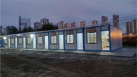 裕達(dá)勇士?jī)商旖ǔ蓙碣e版“方艙醫(yī)院”